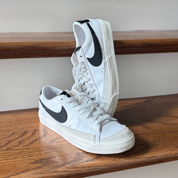 Nike Shoes - Nike White and Black Low-Top Swoosh Sneakers